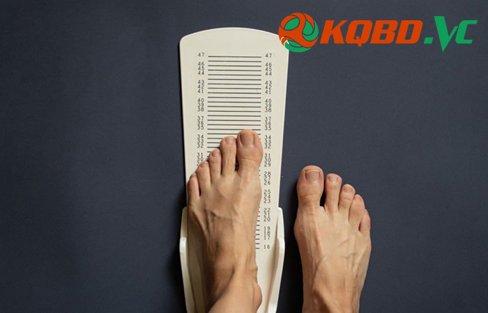 cách đo size giày bóng đá