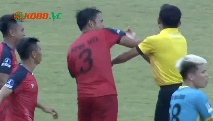 Đánh nguội trong bóng đá