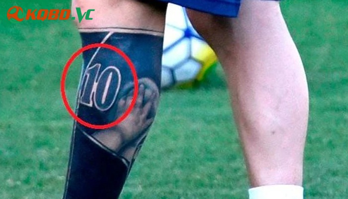 hình xăm trên cánh tay của messi