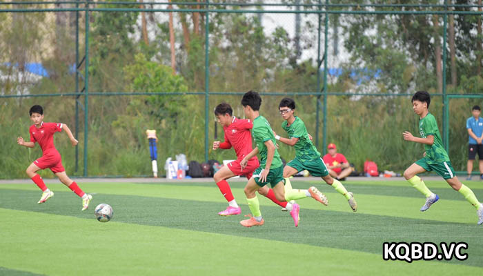 học viện bóng đá pvf