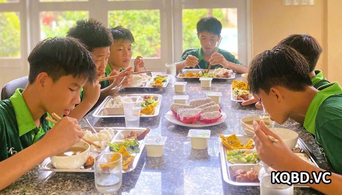 học viện bóng đá