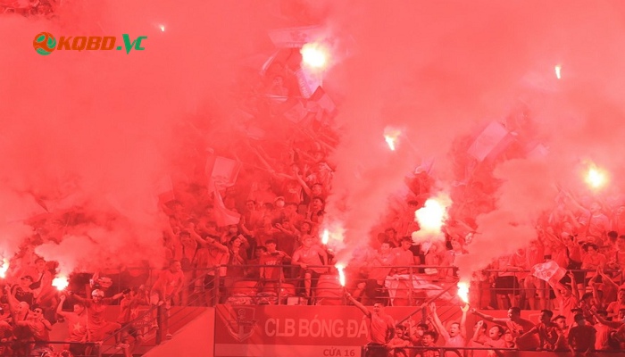 Hooligan trong bóng đá