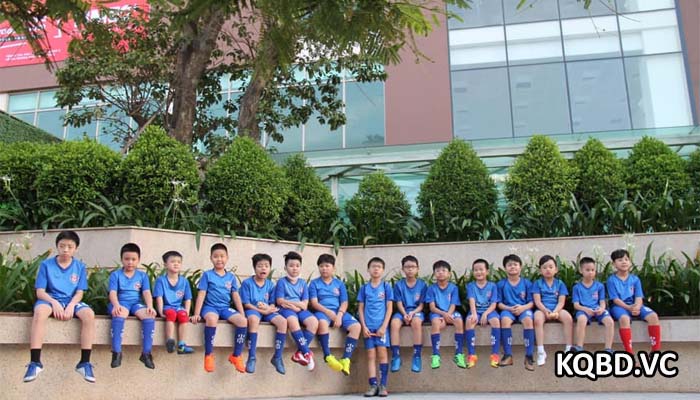lò đào tạo bóng đá vingroup