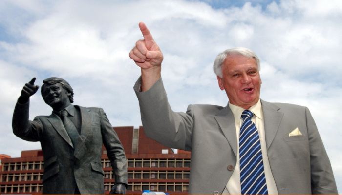 Sir Bobby Robson huyền thoại Ipswich Town