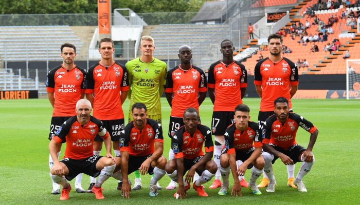 Lorient thăng hoa