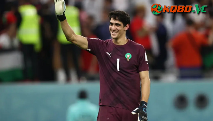 sự nghiệp Yassine ‘Bono’ Bounou