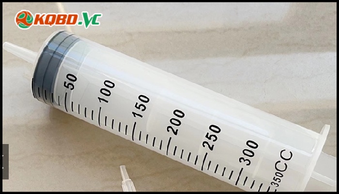 cách chế kim bơm bóng đá