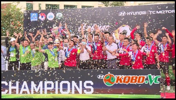 chương trình bế mạc giải bóng đá mini