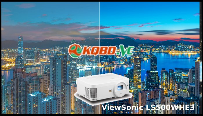 máy chiếu xem đá bóng